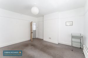 Bedroom- click for photo gallery